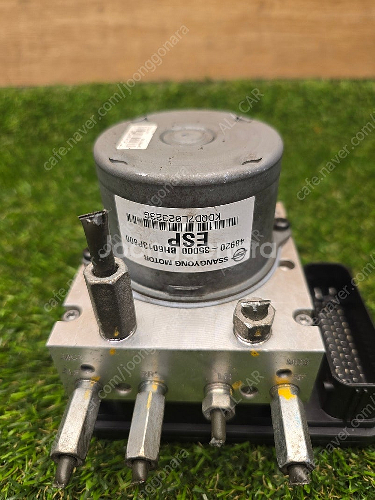 티볼리 ABS모듈 48920-35000 / 4892035000 5만원--1